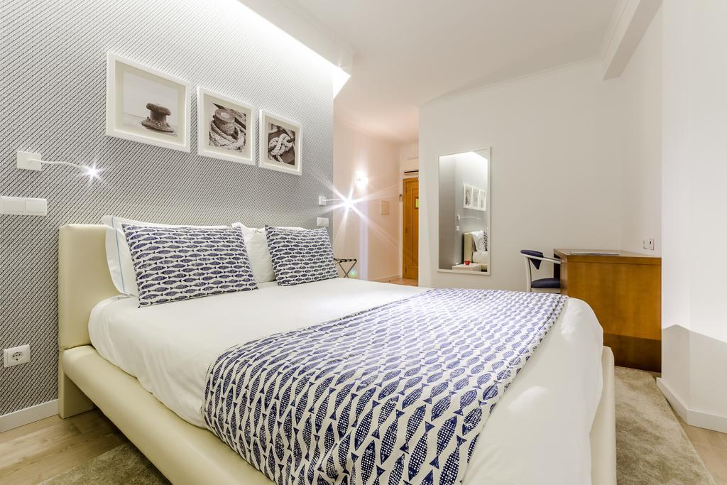 Ossiano'S Bed & Breakfast Peniche Exterior photo