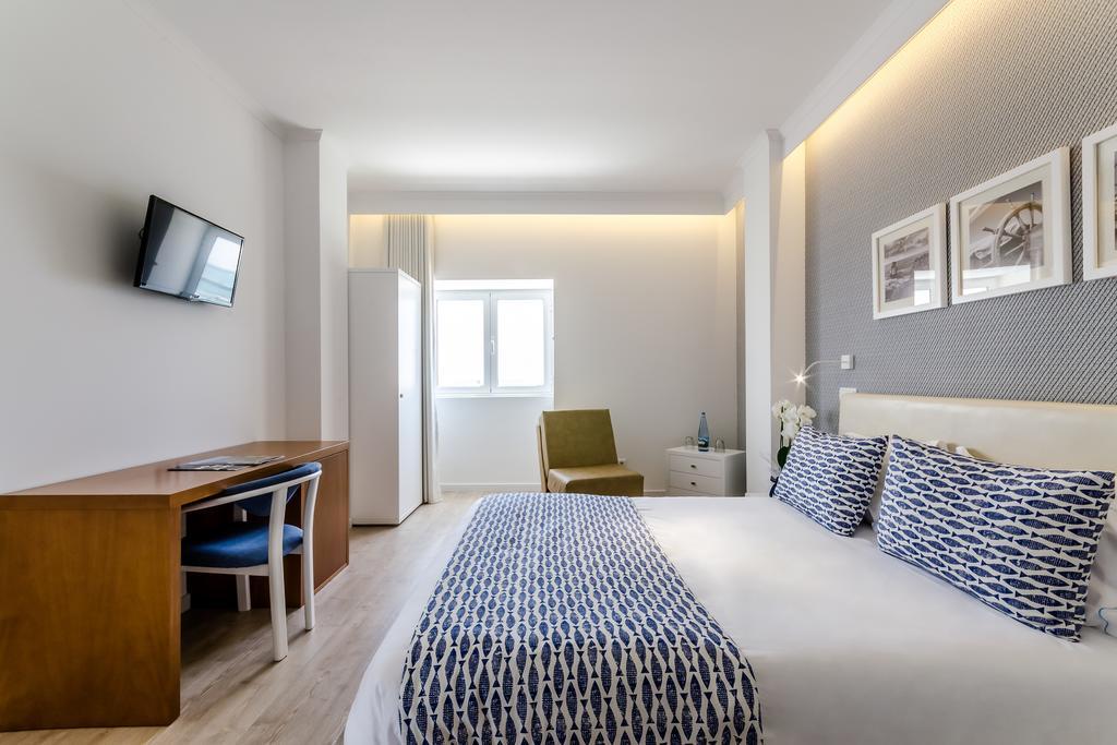 Ossiano'S Bed & Breakfast Peniche Exterior photo